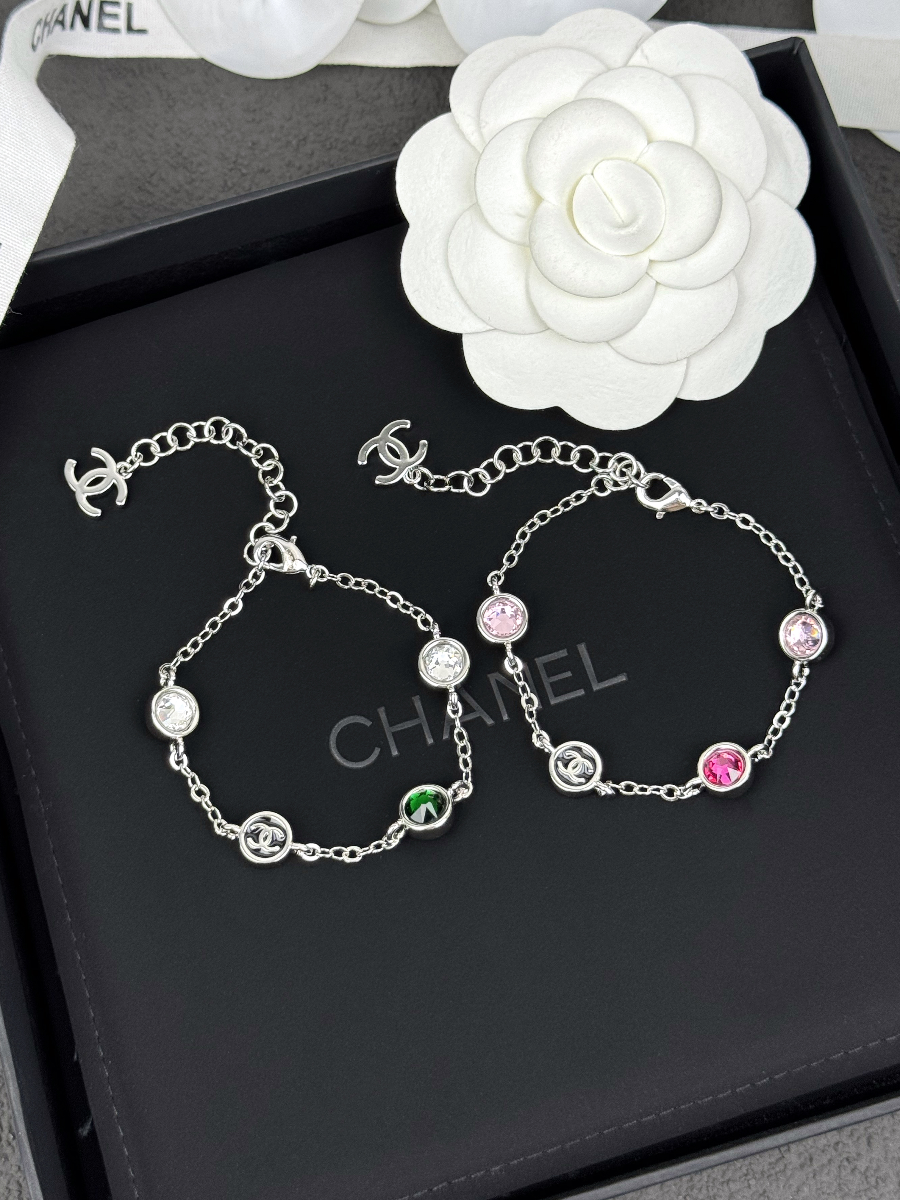 NO:921666,Ch@nel26A pink diamond green diamond round enamel bracelet, Chanel bracelet, chanel, bracelet19860909Ch@nel26A粉色钻绿色钻圆形珐琅手链,香奈儿手链,chanel,bracelet,Jewelry