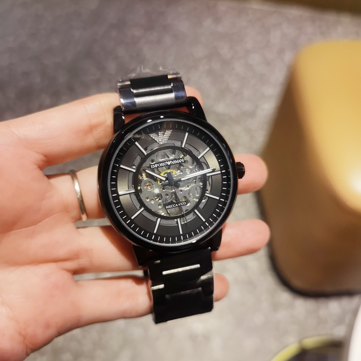 阿玛尼－EMPORIO  ARMANI 优雅男士腕表 