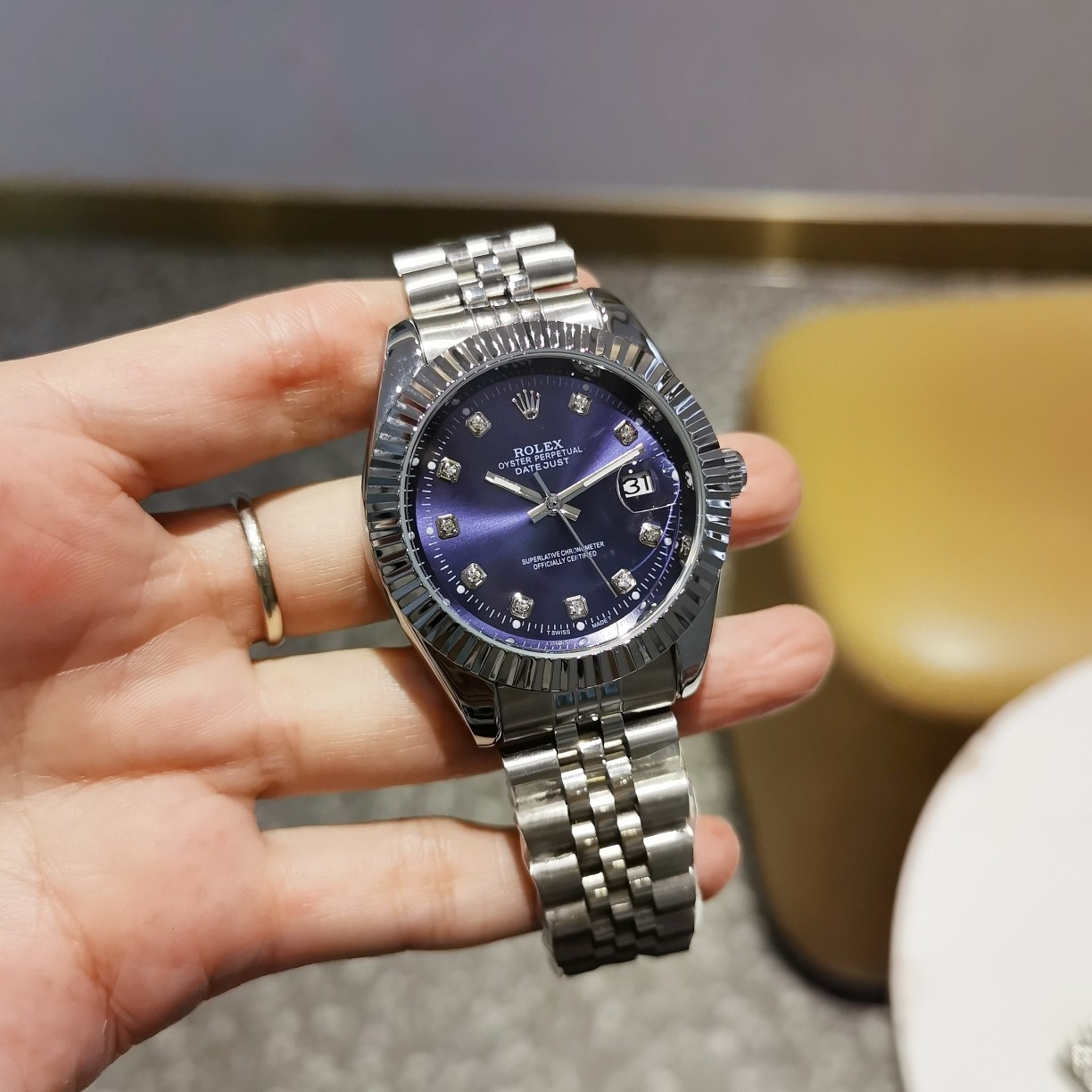 【精钢表带十原装扣】白P125，全黑P130，劳力士—ROLEX日志系列[玫瑰][玫瑰]，🔥火爆上市🔥超强矿物质镜面，日历位晶片独具特色，表盘刻度超强夜光，全自动机械机芯，走时精准，精密防水[强][强]，直径：41mm，厚度：12mm，时尚百搭 优雅大方！