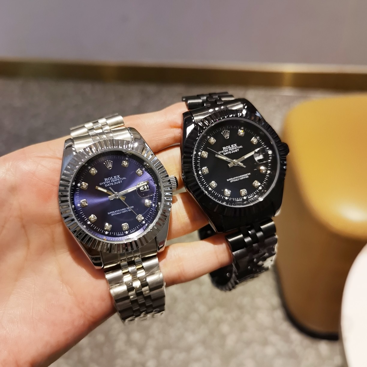 【精钢表带十原装扣】白P125，全黑P130，劳力士—ROLEX日志系列[玫瑰][玫瑰]，🔥火爆上市🔥超强矿物质镜面，日历位晶片独具特色，表盘刻度超强夜光，全自动机械机芯，走时精准，精密防水[强][强]，直径：41mm，厚度：12mm，时尚百搭 优雅大方！
