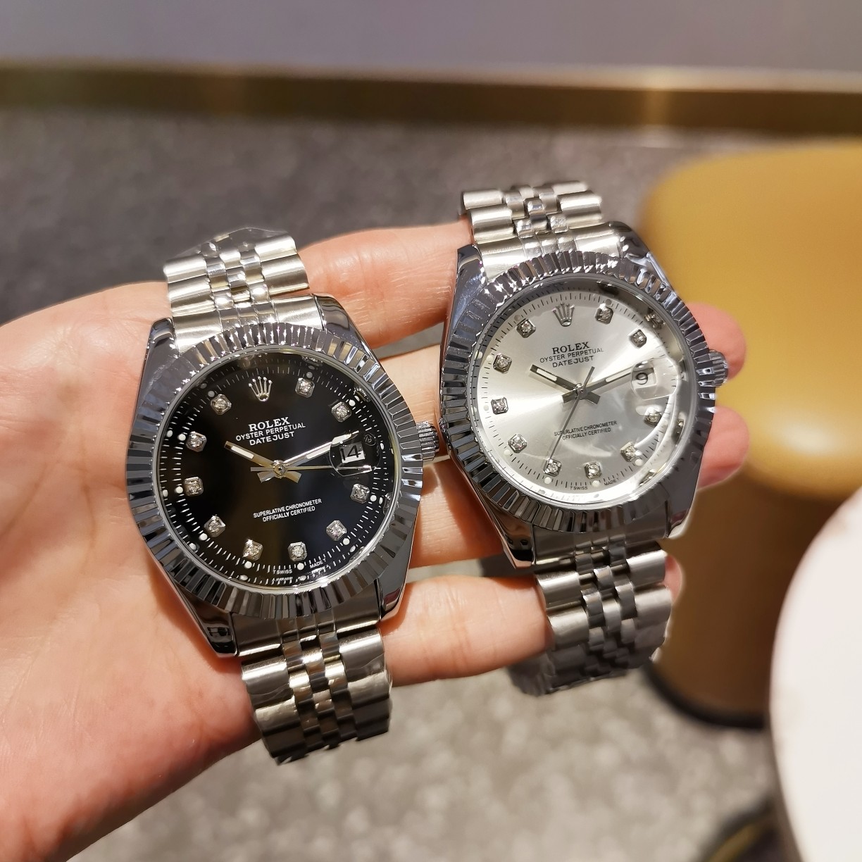【精钢表带十原装扣】白P125，全黑P130，劳力士—ROLEX日志系列[玫瑰][玫瑰]，🔥火爆上市🔥超强矿物质镜面，日历位晶片独具特色，表盘刻度超强夜光，全自动机械机芯，走时精准，精密防水[强][强]，直径：41mm，厚度：12mm，时尚百搭 优雅大方！