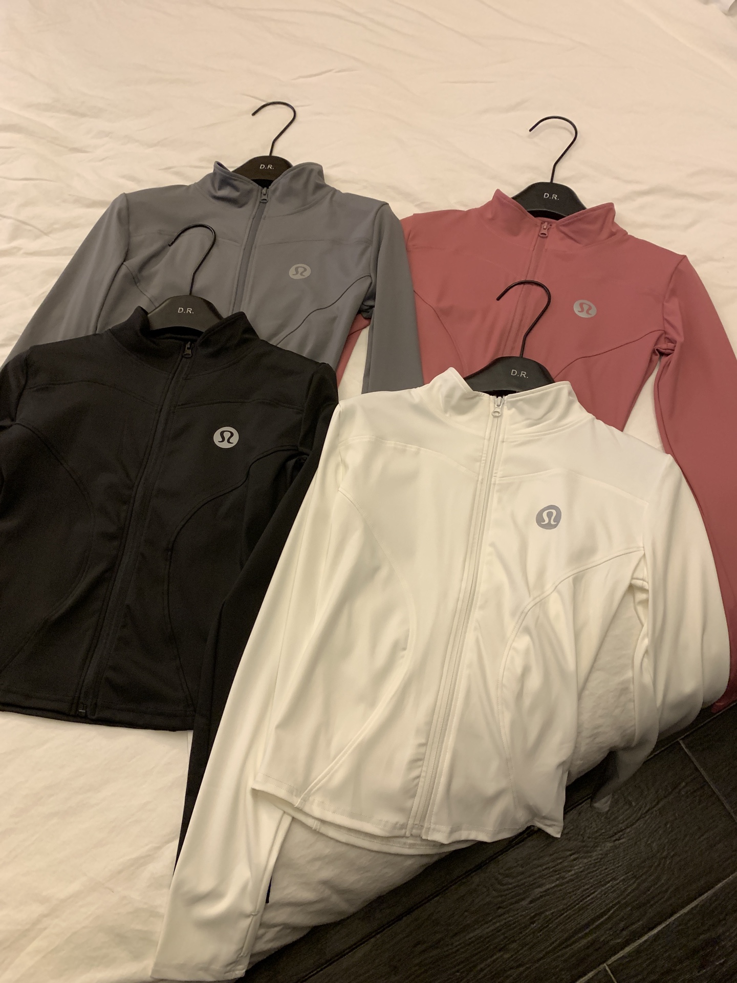 『LuLu瑜伽服』炒鸡爆款推选,原包装➕原吊牌【 ????瑜伽服 】