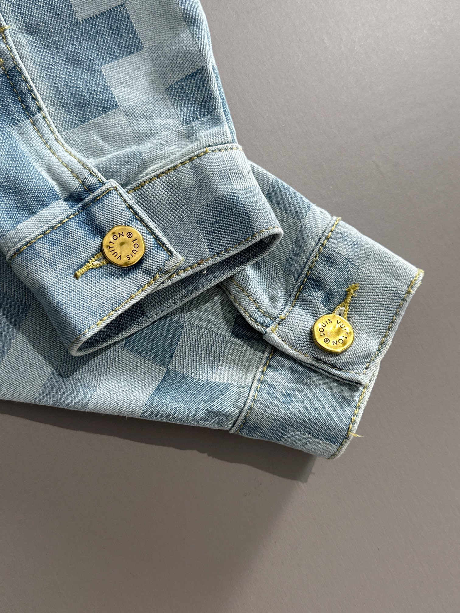 Louis Vuitton 2025 Runway Denim Jacket, Jacquard Design, Classic & Stylish 10 i1727875165 2163 0