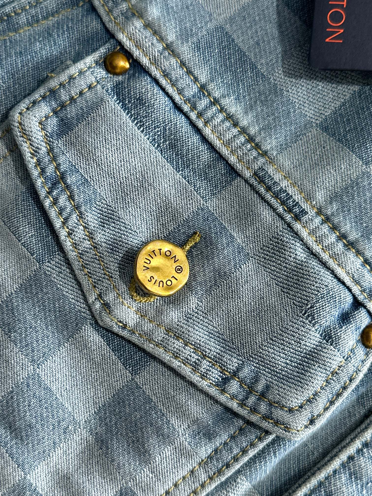 Louis Vuitton 2025 Runway Denim Jacket, Jacquard Design, Classic & Stylish 5 i1727875166 8762 0