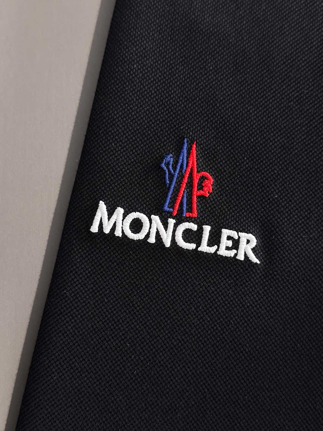 Moncler Polo Shirt: Premium Cotton, Logo Design, Comfortable & Breathable 5 i1740892098147 1020 0 5