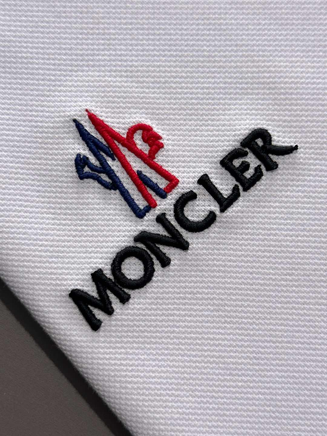 Moncler Polo Shirt: Premium Cotton, Designer Logo, Breathable & Comfortable 7 i1740892146964 2442 0 6