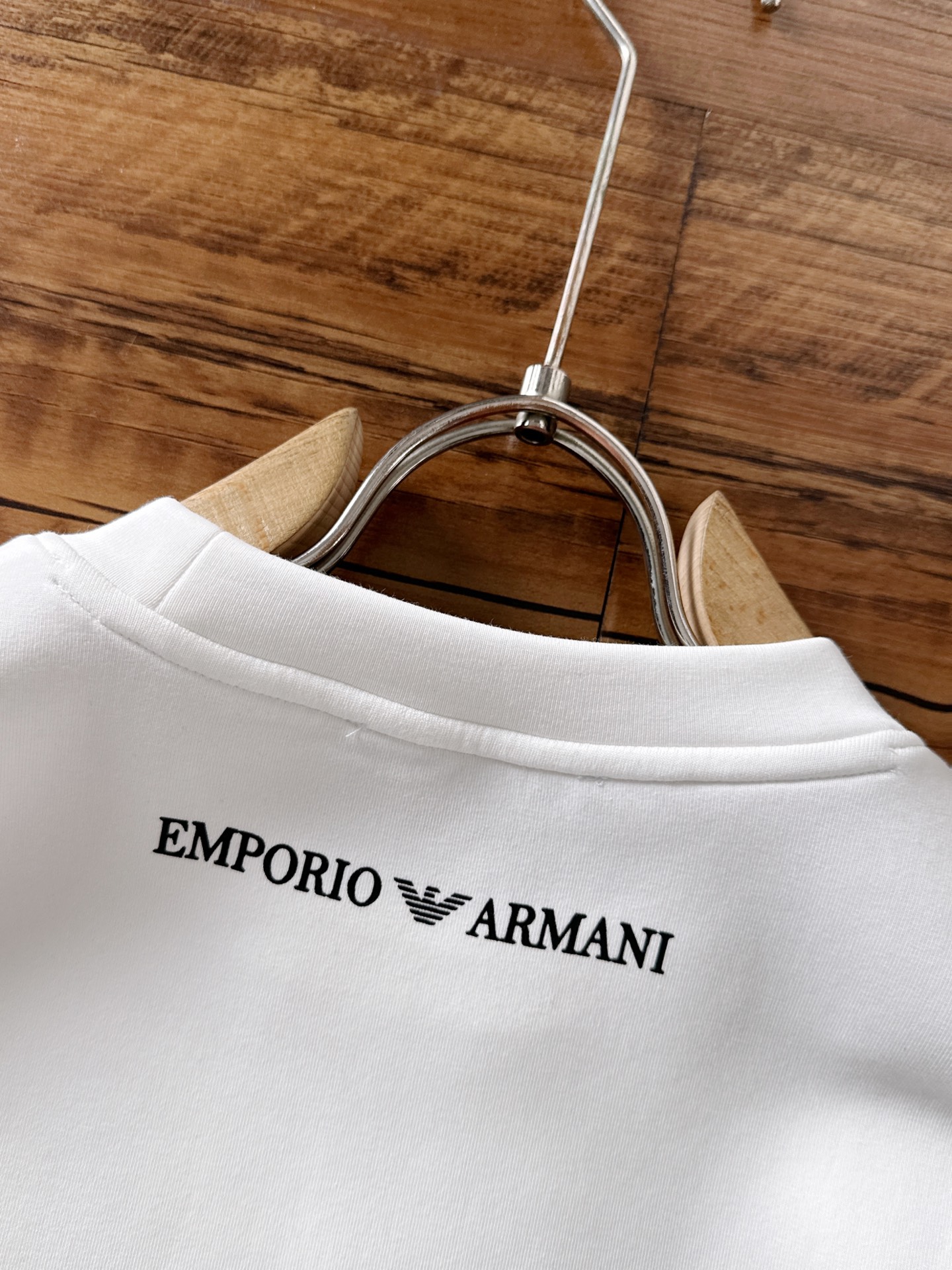 🌾退换 E Armani 阿玛尼 # 2025秋冬 八明治空气层套头圆领卫衣男女同款时尚休闲套头卫衣衫！