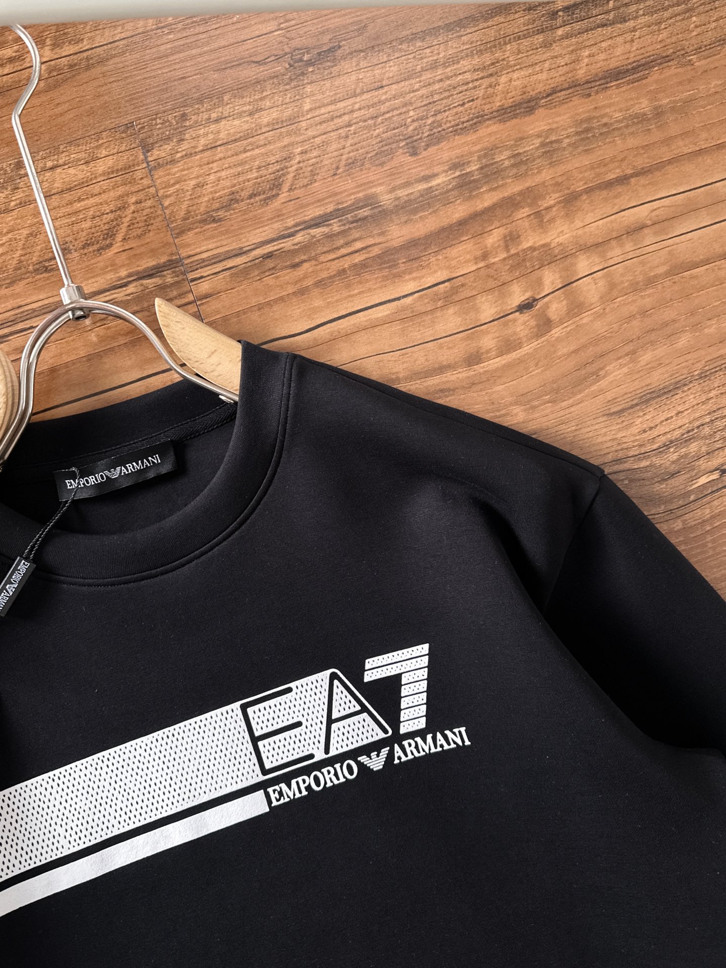 🌾退换 E Armani 阿玛尼 # 2025秋冬 八明治空气层套头圆领卫衣男女同款时尚休闲套头卫衣衫！