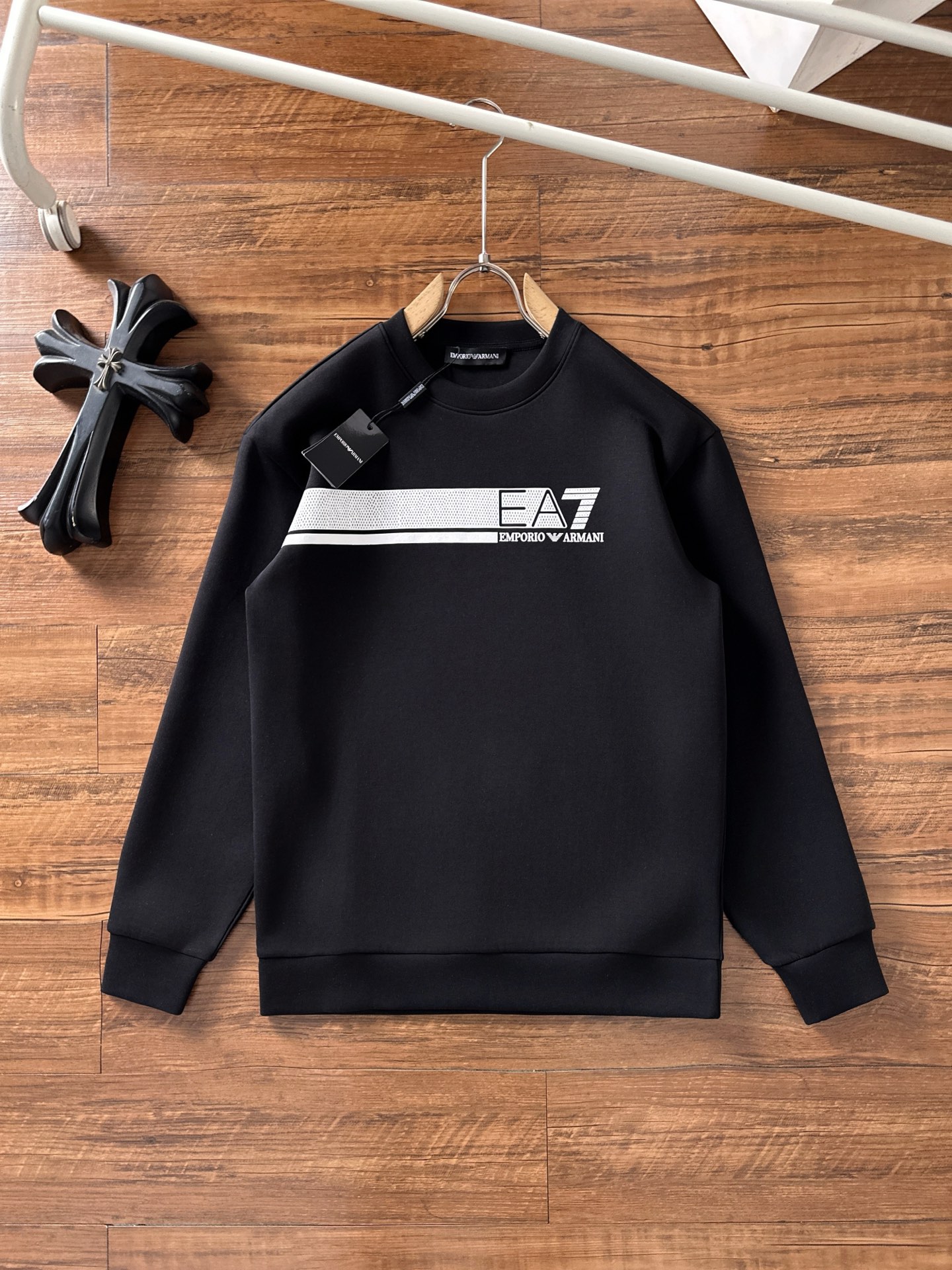 🌾退换 E Armani 阿玛尼 # 2025秋冬 八明治空气层套头圆领卫衣男女同款时尚休闲套头卫衣衫！