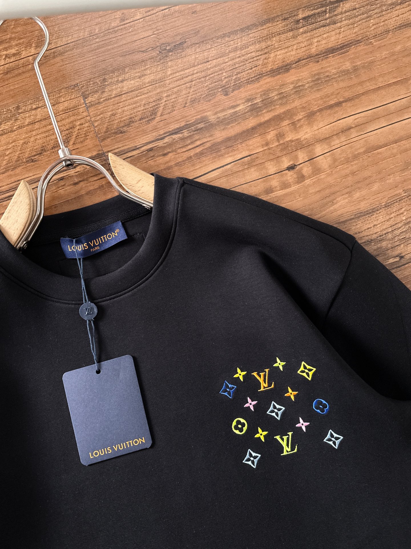 🌾退换 Louis Vuitton-LV 驴家# 2025秋冬 八明治空气层套头圆领卫衣男女同款时尚休闲