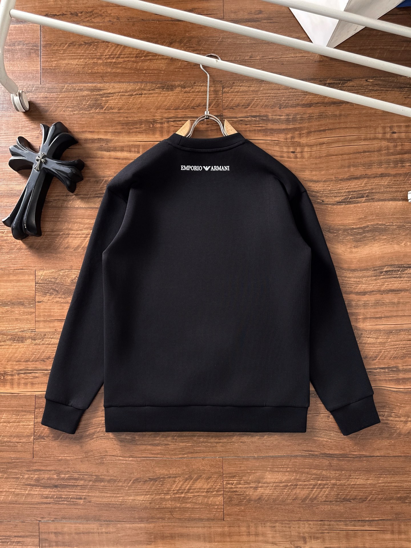 🌾退换 E Armani 阿玛尼 # 2025秋冬 八明治空气层套头圆领卫衣男女同款时尚休闲套头卫衣衫！