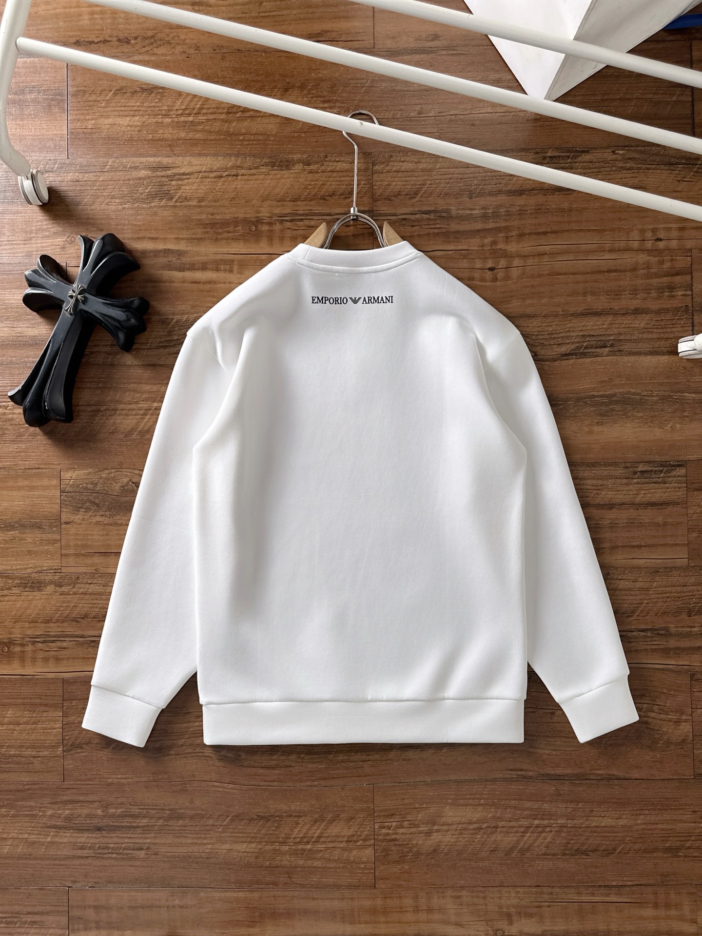 🌾退换 E Armani 阿玛尼 # 2025秋冬 八明治空气层套头圆领卫衣男女同款时尚休闲套头卫衣衫！