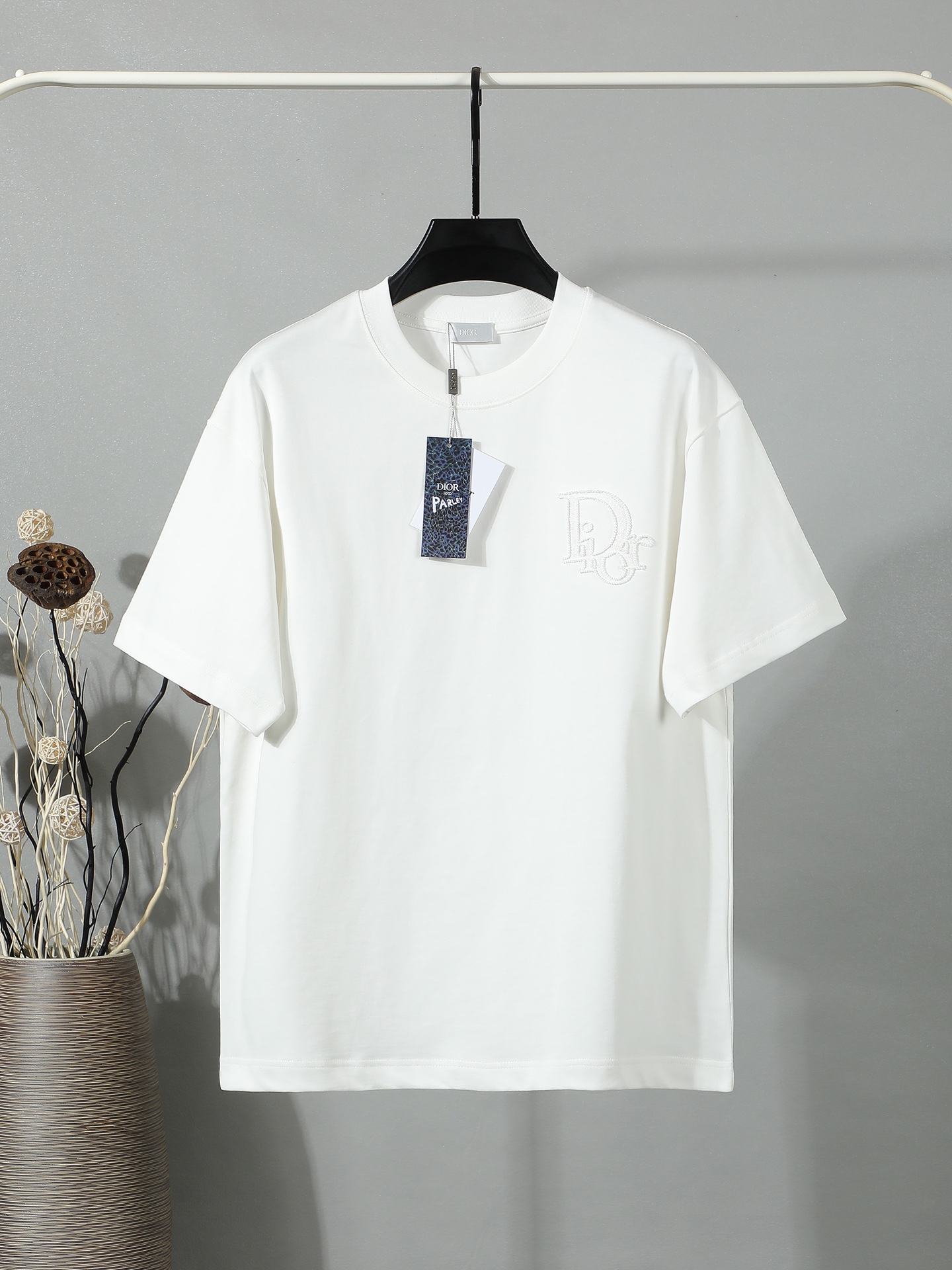 10 [Calidad exclusiva] Sitio web oficial de Dior 26ss letra simplificada LOGO bordado‼ ️Camiseta con cuello redondo * T…