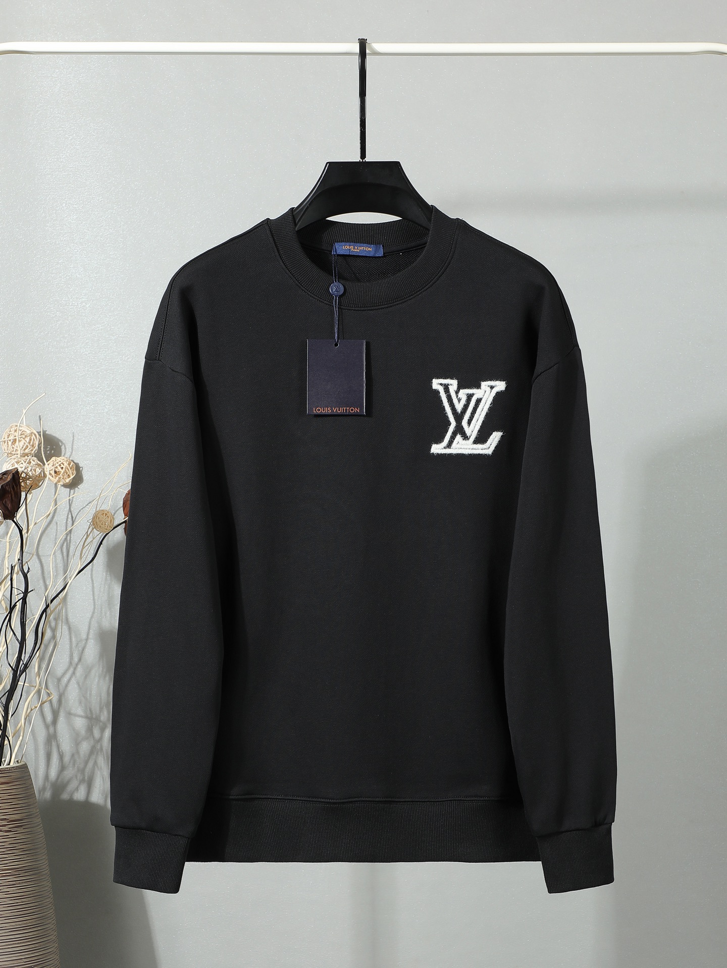 P130 【Calidad Exclusiva】 Sudadera nueva de LV, tejido de doble hilo de 480 gramos, logo tridimensional bordado en la pa…
