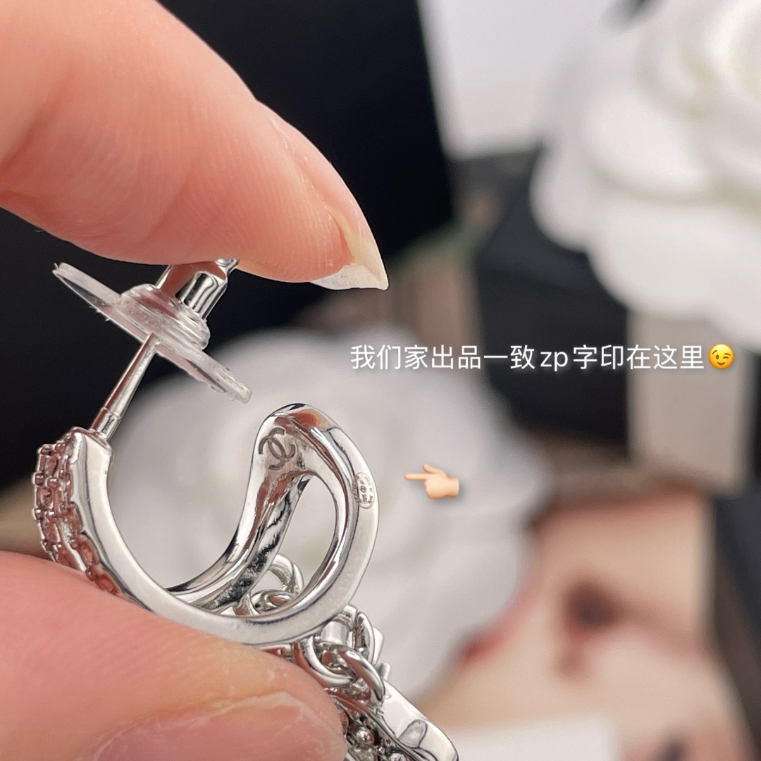 【【香不对称瓶花c耳钩】Z 8000！隐藏款终于来啦😍😍现货🔥老规矩先到先得！💥25早春最新款绝美系列！