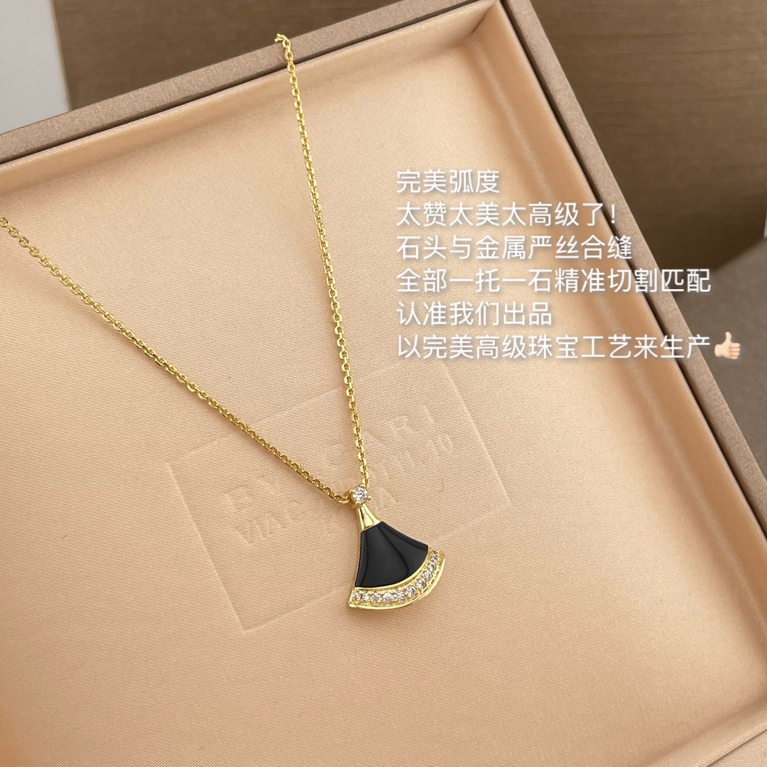【】 【Bvlg@ri黑玛瑙小裙子项链】官网。28600！2025最新配色！黑玛瑙经典金黑配色💗闭眼冲✔