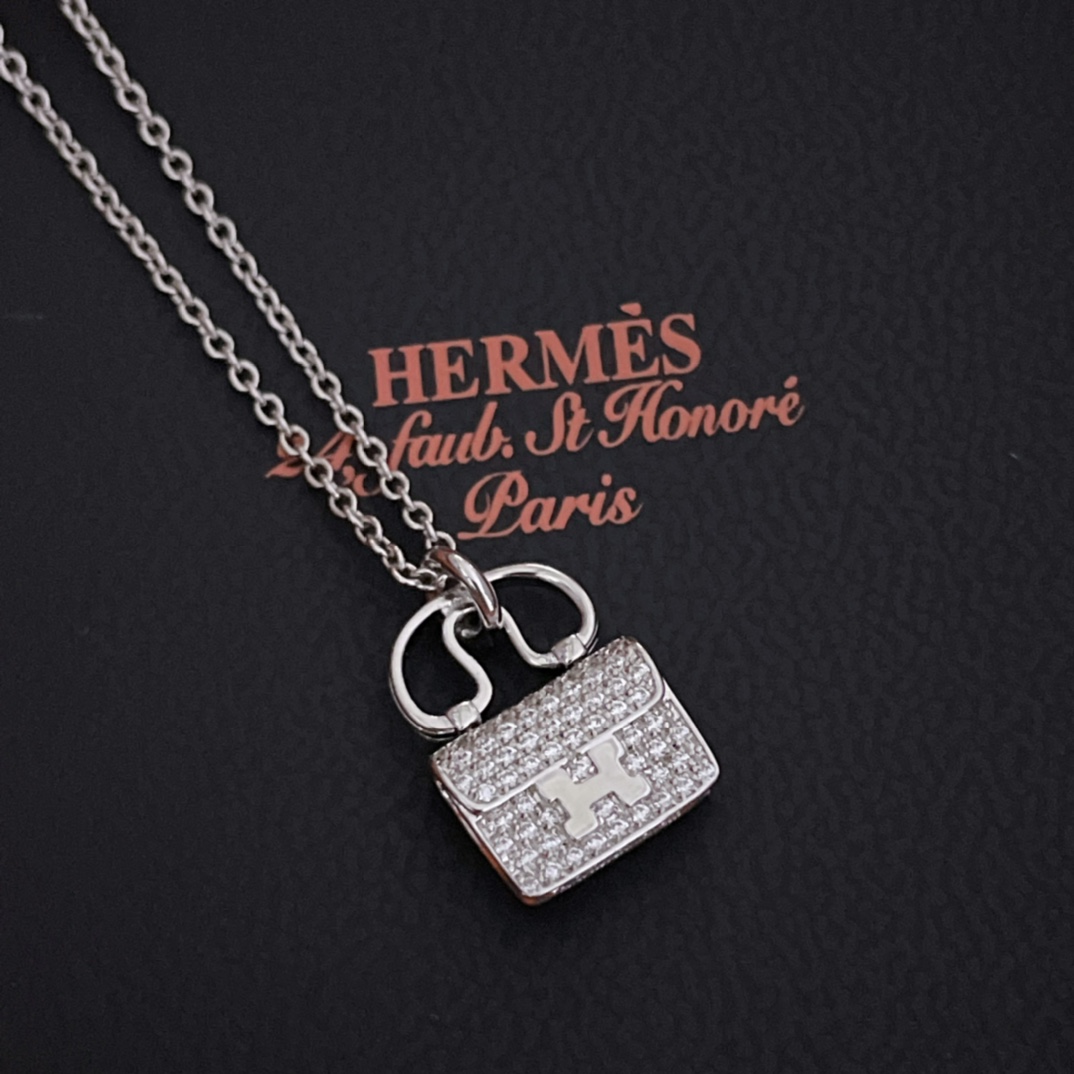 Hermès 精工版本 喜哥同款 爱马仕H包包项链 百搭的红人款 超多 戴哦 市场各种版本都有