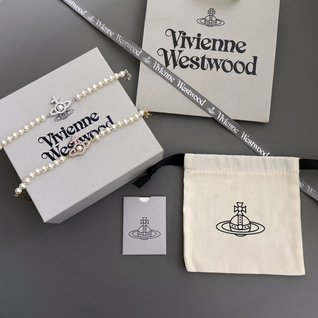 高品质 细节如图 【VivienneWestwood】宝宝,什么是快乐星球,来,这就是快乐星球!绝美
