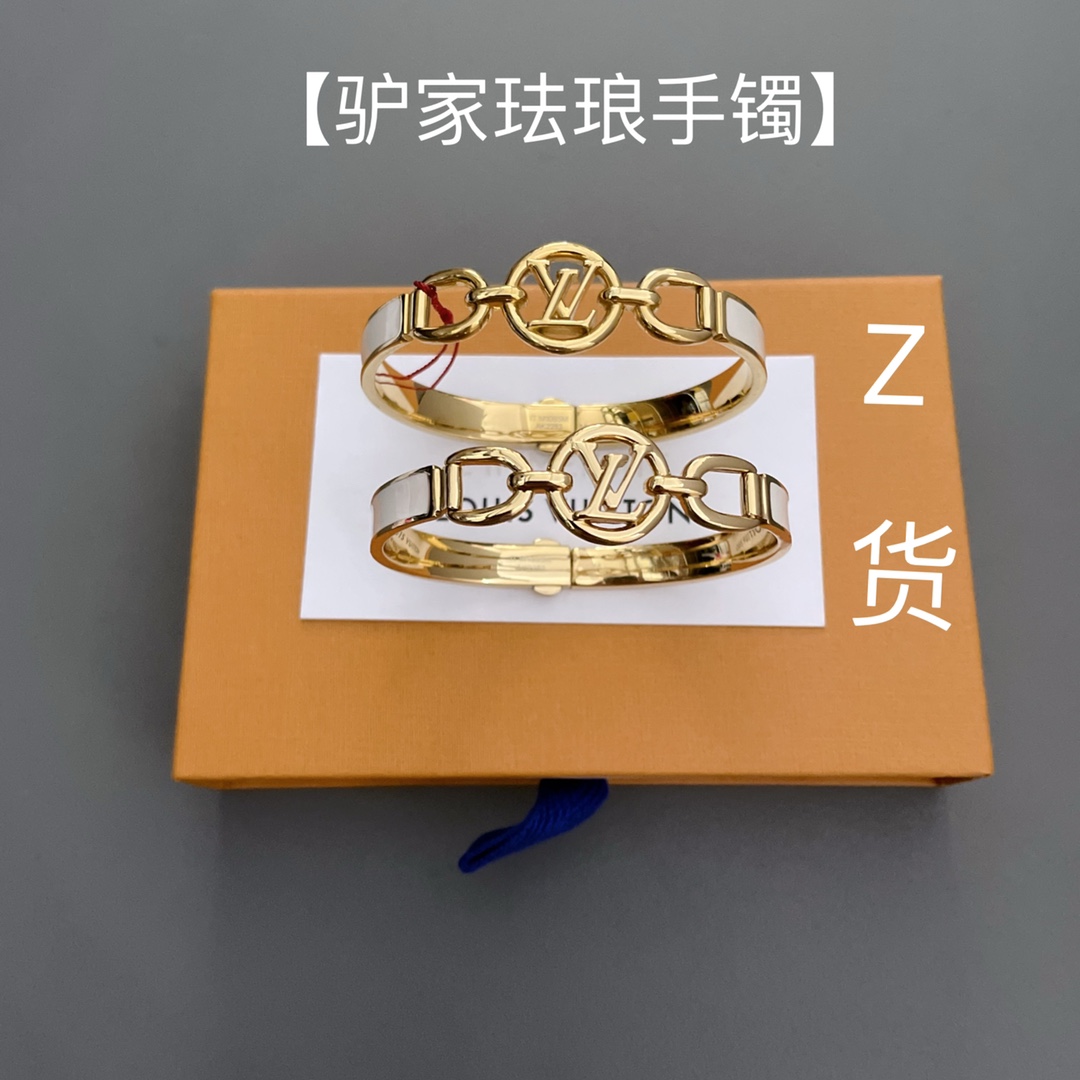 【】 Z VS 我们！认准我们家出品！只对标官网❗️完美出货！细节无限放大对比！完美媲美官网❗️宝宝们自
