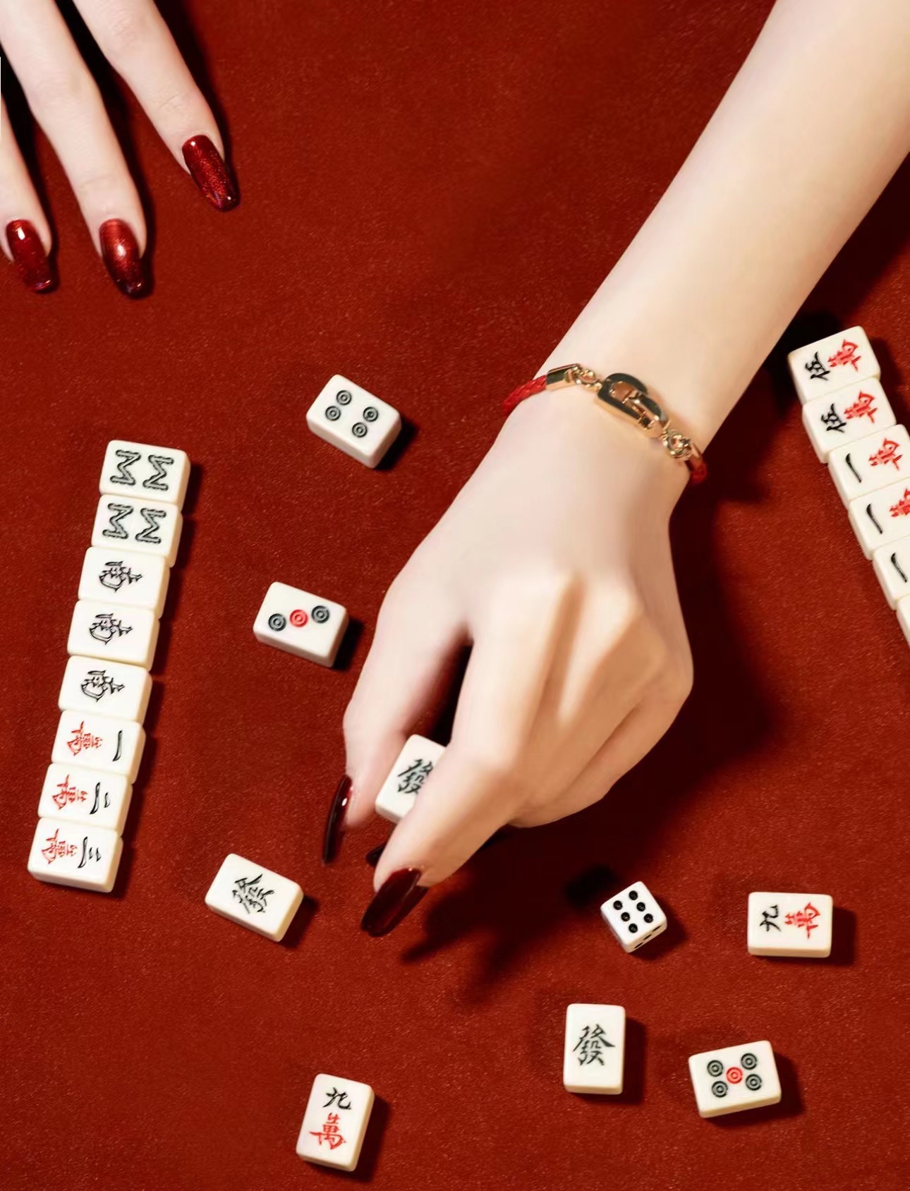 【【D CD麻花皮手链】Z 3300，人手一条！男女皆可！延长链可随意调节！！本命年宝宝们必冲🚩新年红🧨