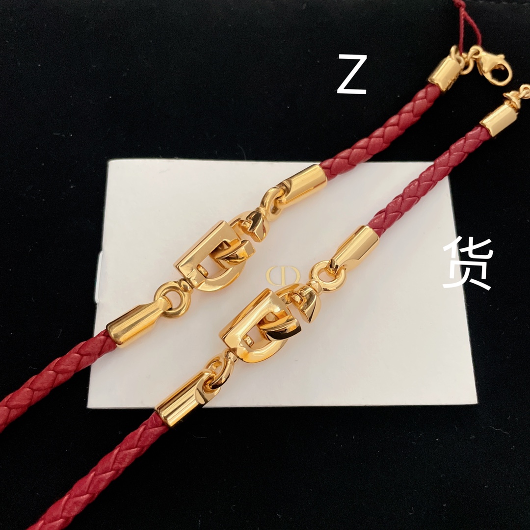 【】 Z VS 我们！认准我们家出品！只对标官网❗️饰品类的工艺现在对于我们来说，完完全全能做到99.9