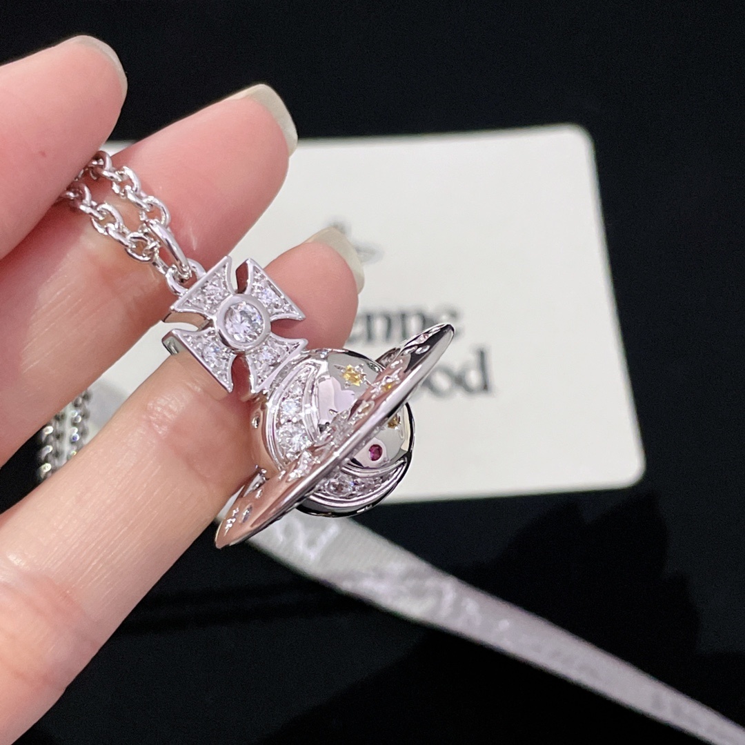 高品质 细节如图 【vivi限定款中号彩钻星球长链】绝美💗太梦幻了❣️超级重工❣男女皆可️😍😍😍必入!