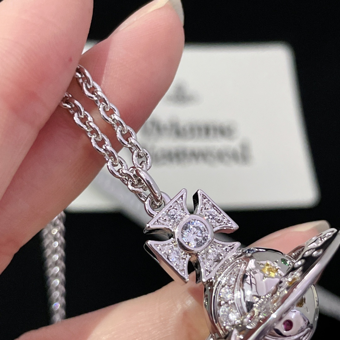 高品质 细节如图 【vivi限定款中号彩钻星球长链】绝美💗太梦幻了❣️超级重工❣男女皆可️😍😍😍必入!