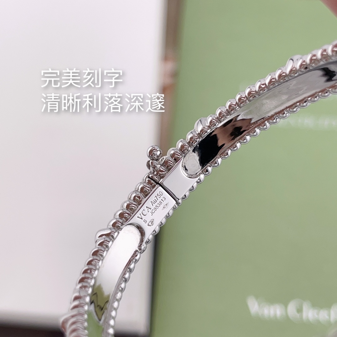 VC@窄版万花筒手镯】Z 139000,可订做真金真钻版,只做真金货,价询客Fu,S,M两个尺寸,精工版编号249390823,配普盒 8