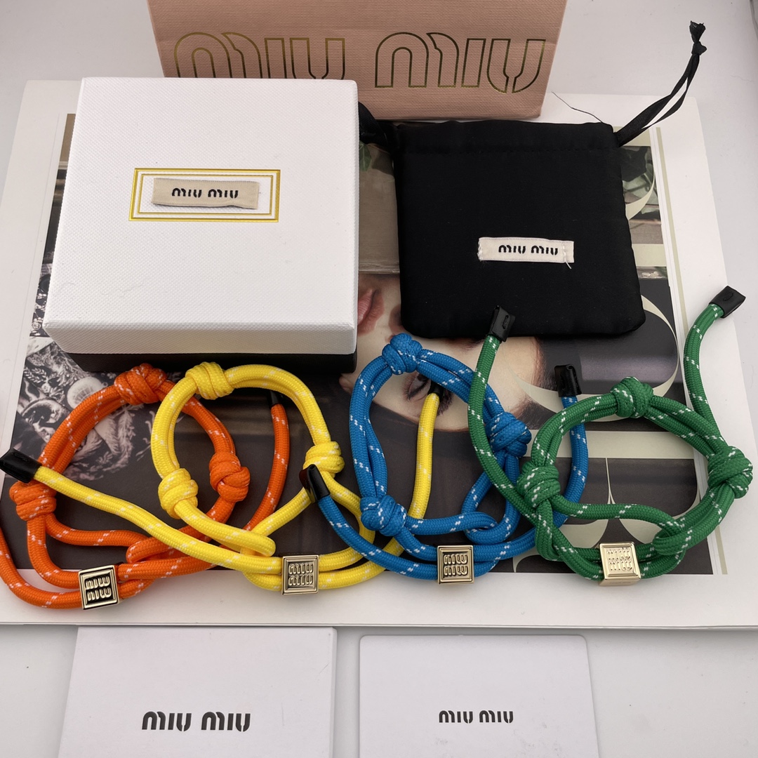Z 2450 Zirconium Sensor Bracelet: Customized Excellence in Four Colors - 图片 1