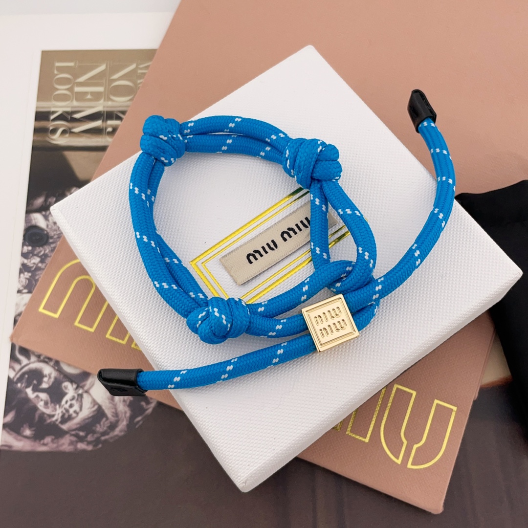 Z 2450 Zirconium Sensor Bracelet: Customized Excellence in Four Colors - 图片 3