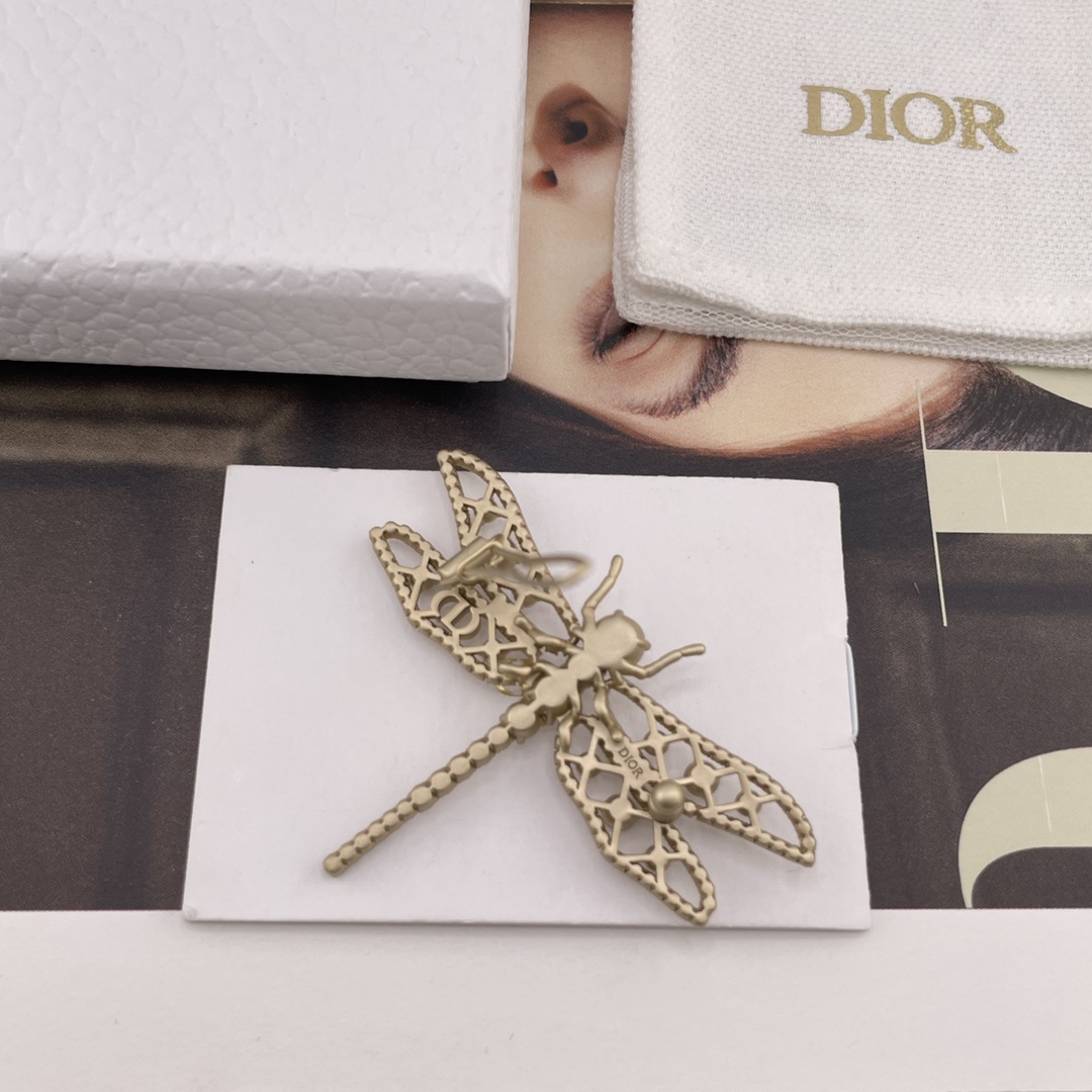 2024 Spring/Summer Series: Must-Have ¥263 Z5200 Collection with High-End Crystal Art - 图片 6