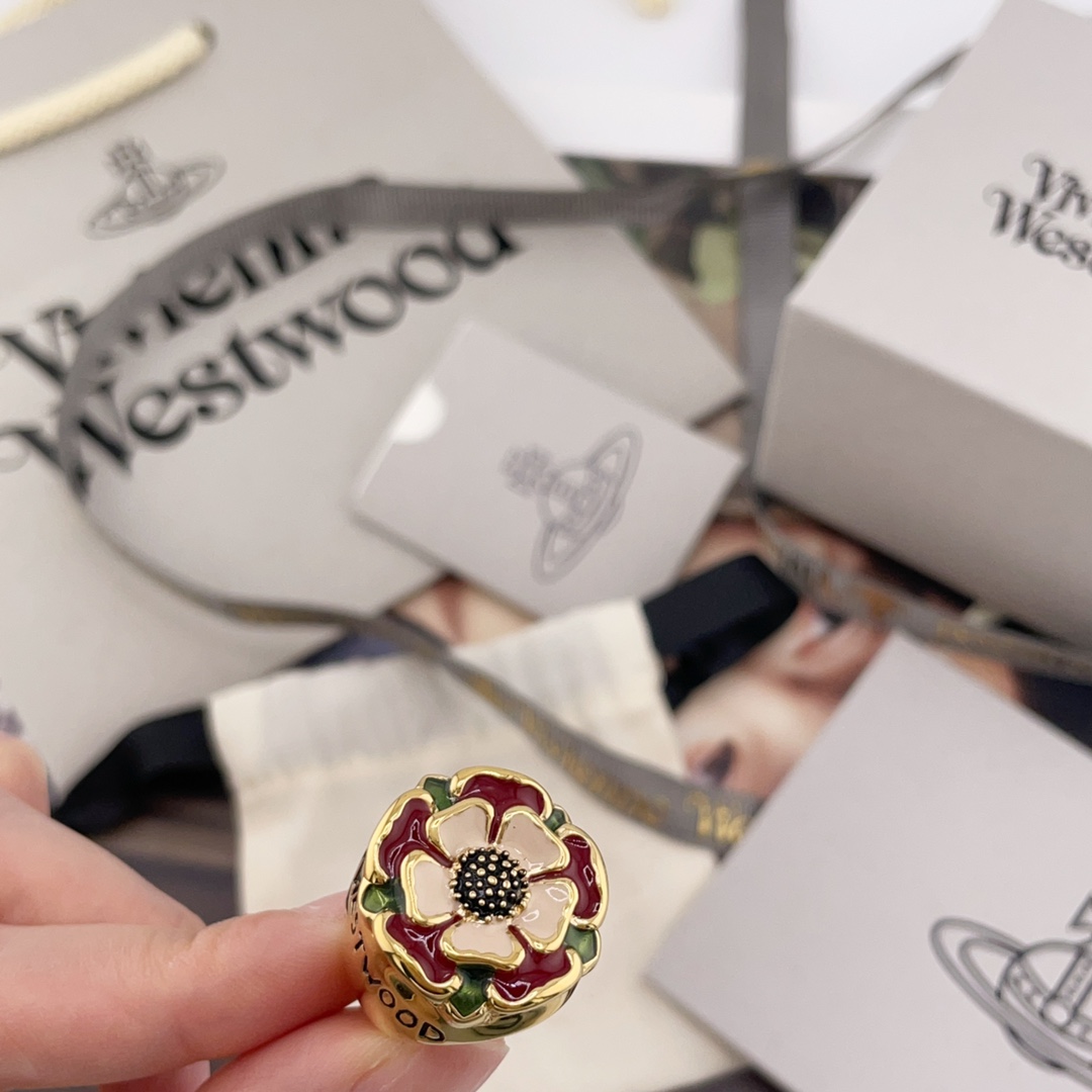 Saturn Rose Ring: Fashionable Design with Unique Engravings and Symbolic Crown Ball - 图片 6
