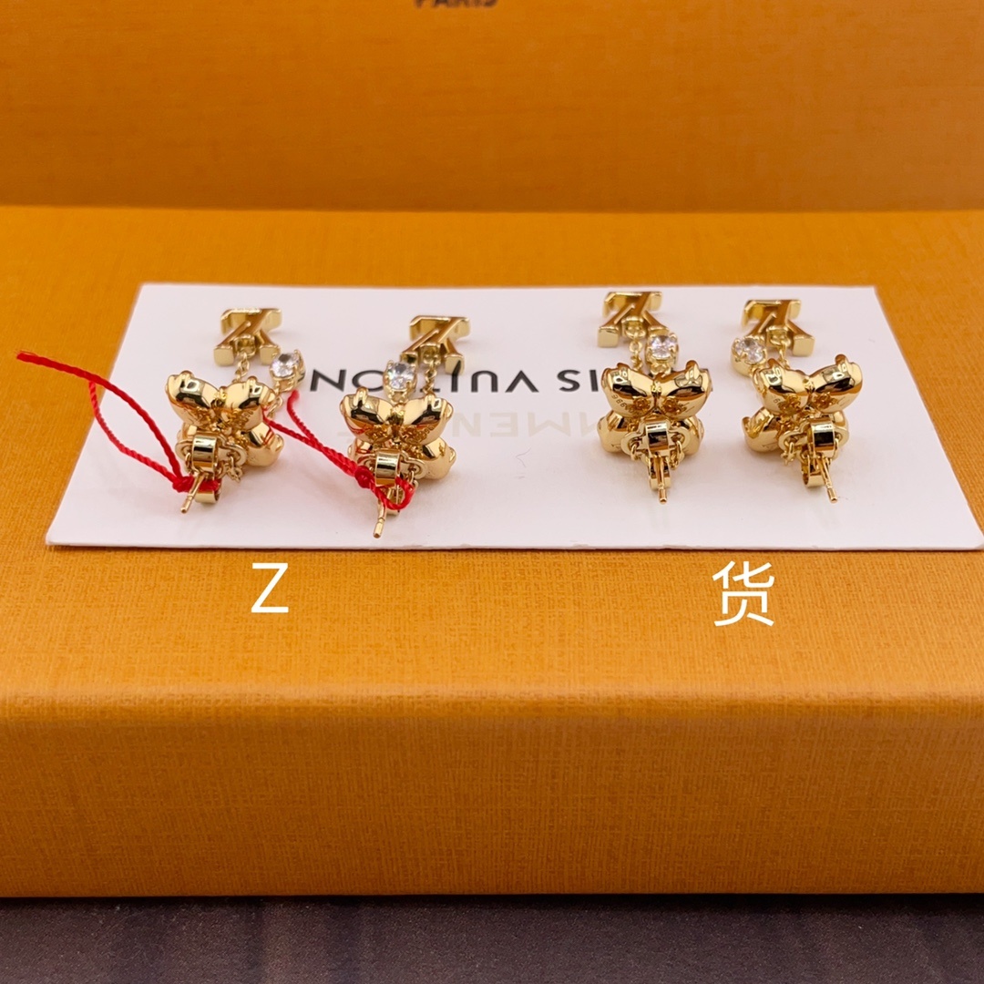 ZVS我们!认准我们家出品!只对标官网️无限放大对比!立省4700!4饰品类的工艺现在对于我们来说完完全