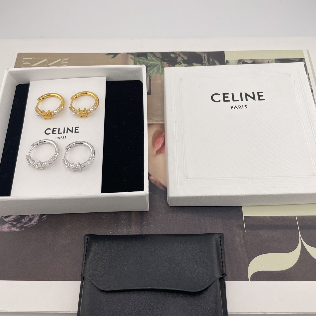 NO:633138,88160,^_^[C Arc de Triomphe Earrings with diamond hoops and beads] A must-have!  Beautiful gold and silver colors!  Super heavy industry!  Stunningly fashionable, simple, and very creative design, very fairy, very soft, elegant!  Because of the extremely simple design, the more you have to do it well, the more retro Hong Kong style will come out, a mid-century Vintage style, minimalist but not simple, with a fashionable personality and temperament, very suitable for daily matching!  ,,earrings,Cardia high-end jewelry1986090988160,^_^【C 钻圈点珠凯旋门耳环】怒吼必入！绝美金色,银色两个颜色！超级重工！爆闪时尚又简约,又很有创意的设计,非常仙,非常柔美,落落大方！因为极其简单的设计,越是要做好,才有那种复古港风味道出来,一股中古风Vintage范,极简而不简,个性时髦气质,非常适合日常搭配！,,earrings,卡迪亚高端饰品,Jewelry