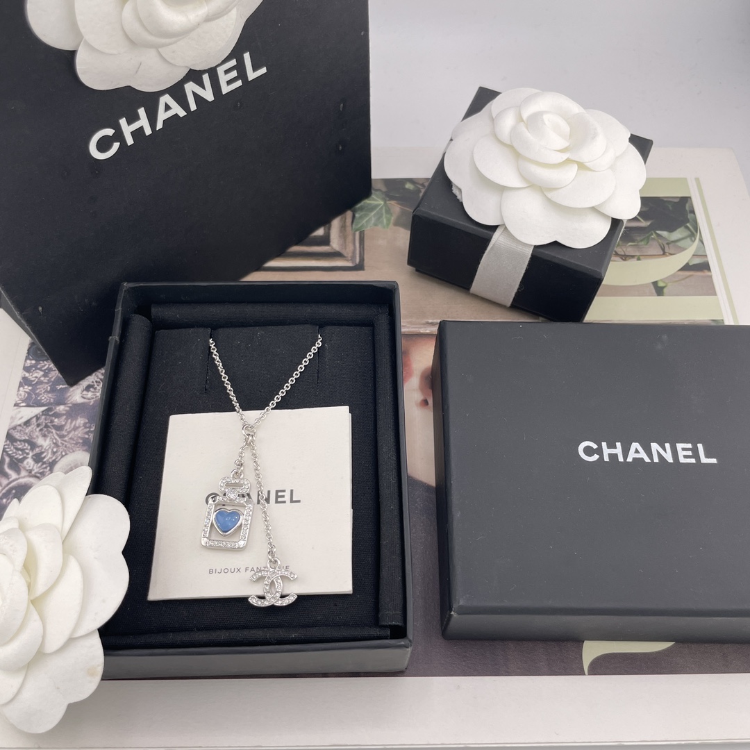 215992【Collar de doble colgante de perfume azul con C】Z 5800! ¡Consulta al servicio al cliente para grandes cantidades❗…