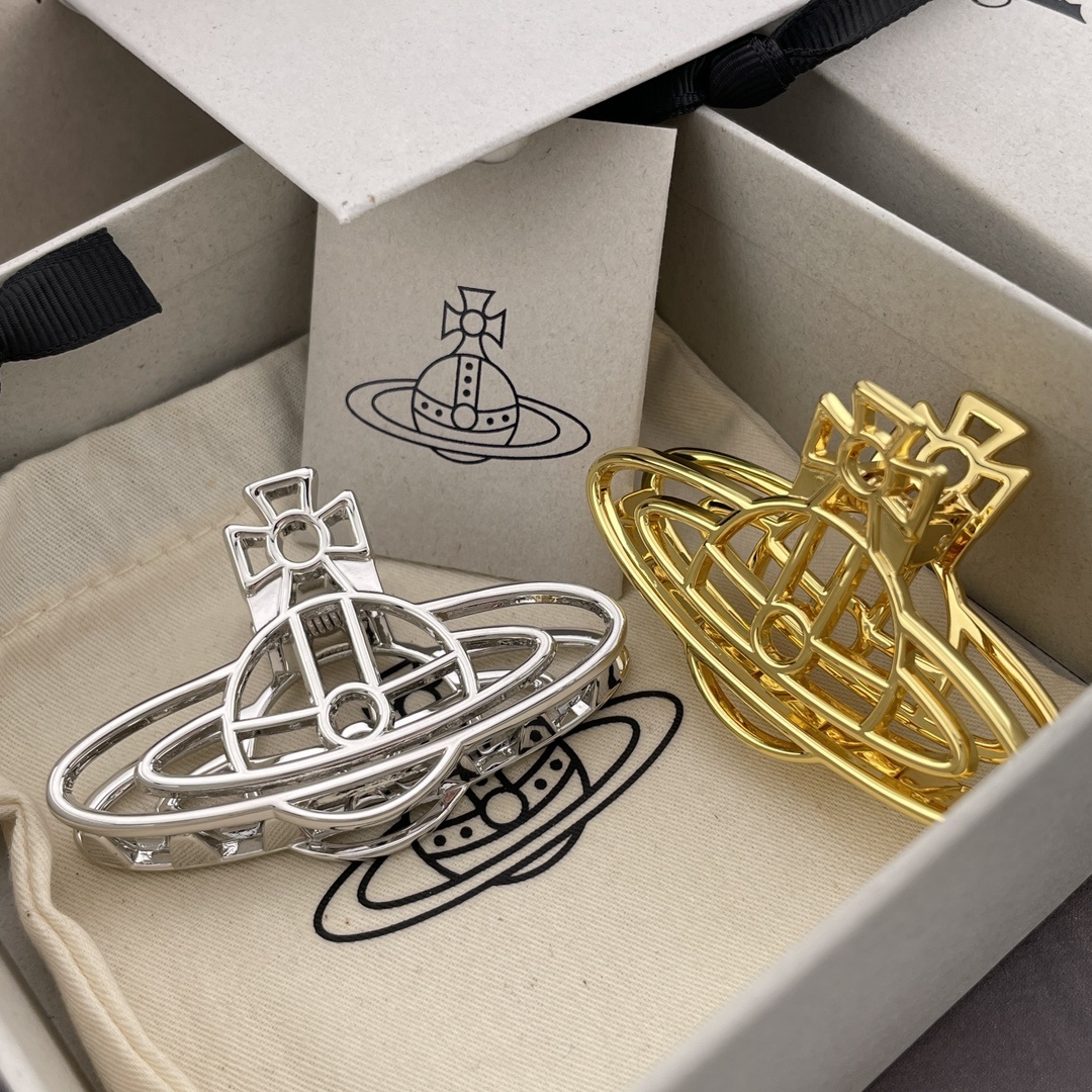高品质 细节如图 【VivienneWestwood】爆美🔥🔥🔥一定要入!太绝美了❗️宝宝,什么是快乐