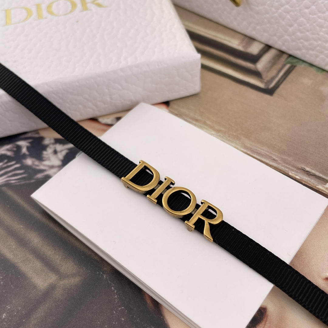 Vintage Dior-Inspired Ribbon Choker Necklace - Classic Design, Ready to Ship 5 i1747571544 8598 7