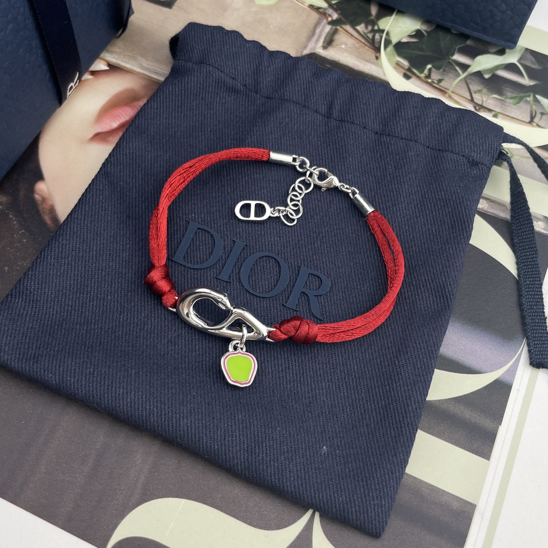 【【D蛇年限定红绳手链】Z 3000，刘宪华同款💗25年限定生肖款🐍幸运灵蛇红绳手链💗本命年的宝宝们必入