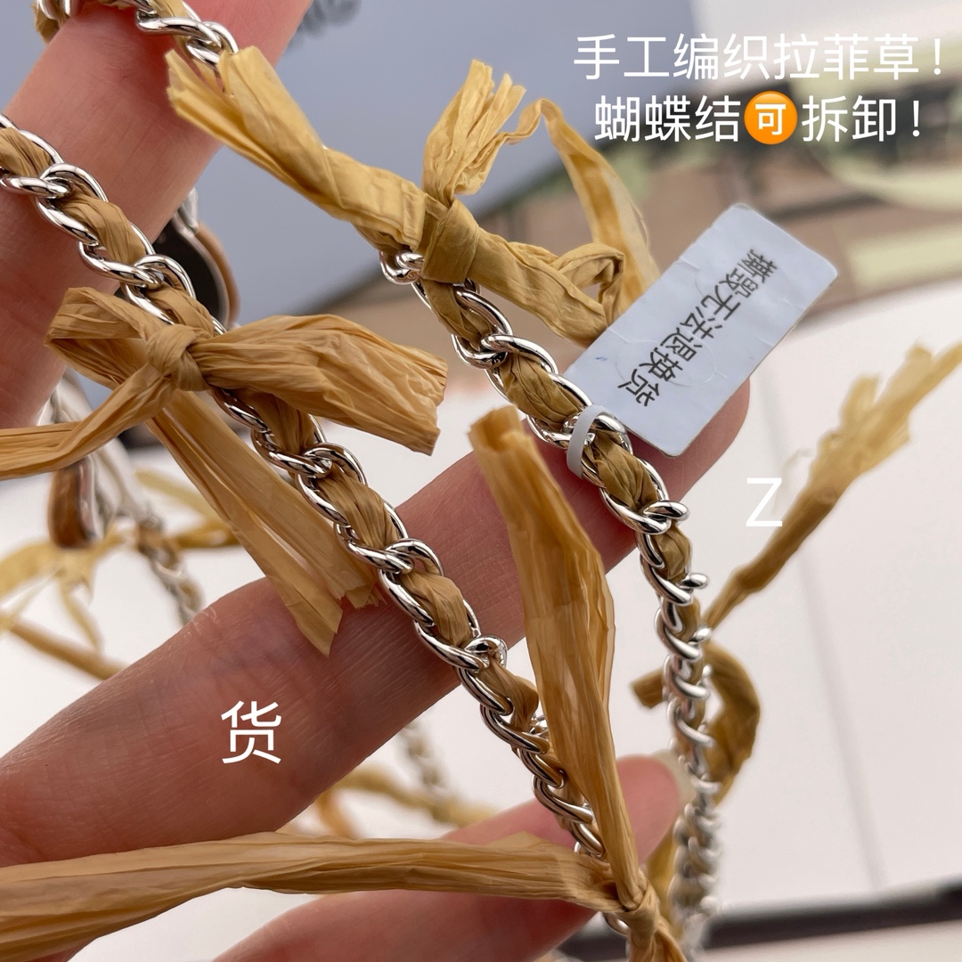 【】 Z VS 我们！认准我们家出品！只对标官网❗️无限放大对比！官网由于开发已经掉色变旧且木头已起毛！