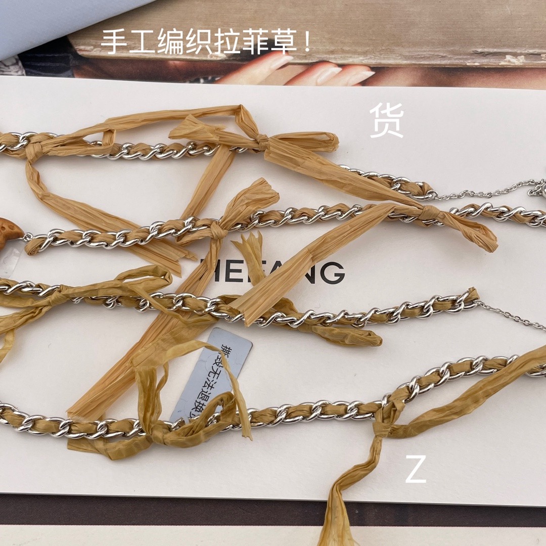 【】 Z VS 我们！认准我们家出品！只对标官网❗️无限放大对比！官网由于开发已经掉色变旧且木头已起毛！