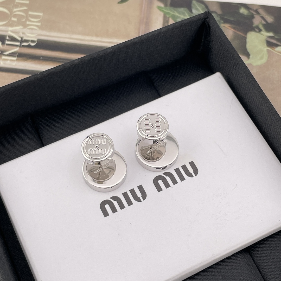 “Cranberry Ear Plug with Stylish Design for Comfort and Style in Logo Mix” - 图片 7