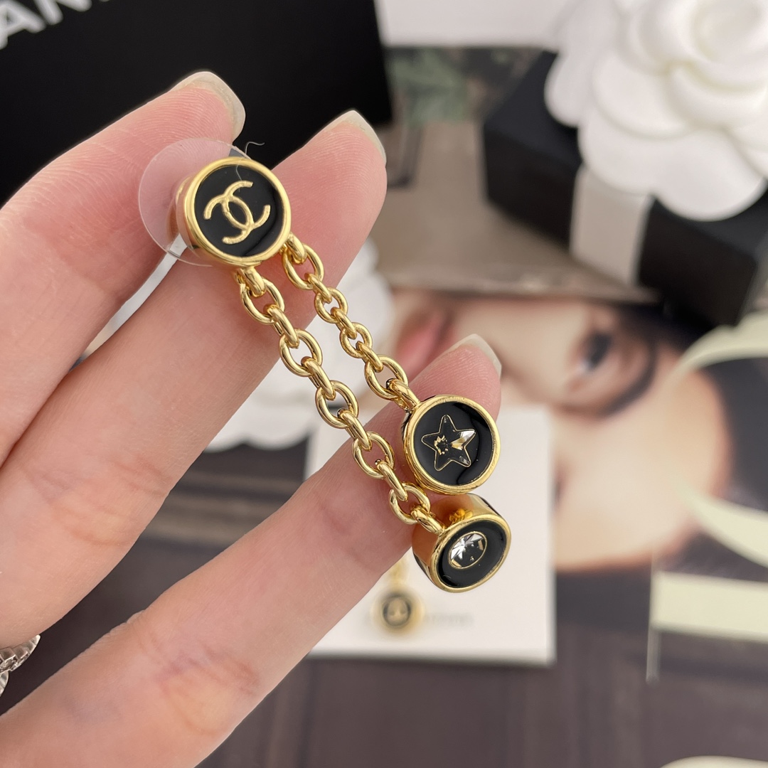 【【香长短金边小圆黑耳钉】代购购入Z 6800！量大咨询客Fu❗️现货。25秋冬最新款！全网首发现huo