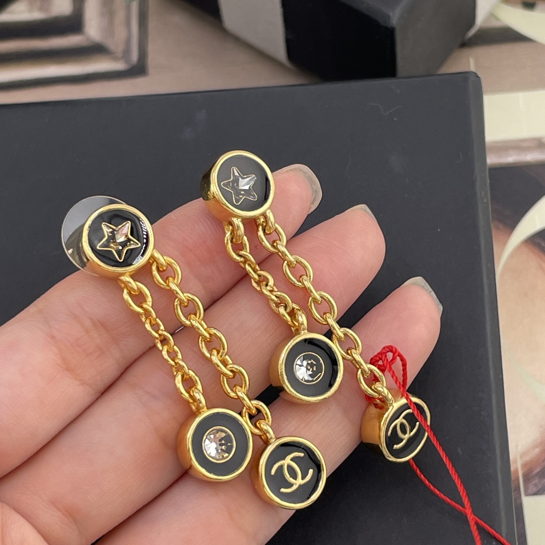 【】 Z VS 我们！认准我们家出品！只对标官网❗️无限放大对比！立省6800！Z 已经变旧了，可以很自