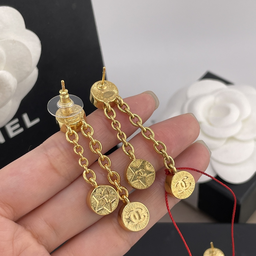 【】 Z VS 我们！认准我们家出品！只对标官网❗️无限放大对比！立省6800！Z 已经变旧了，可以很自