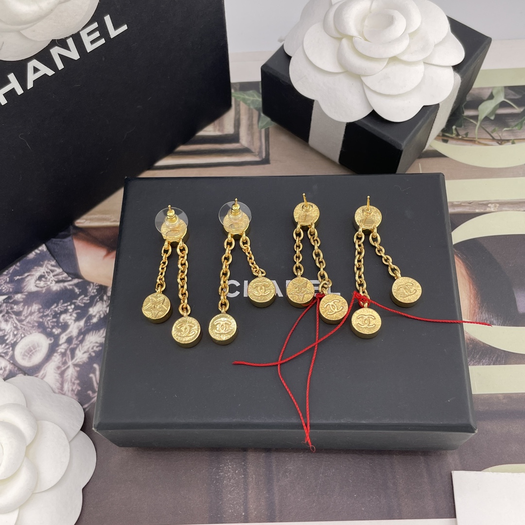 【】 Z VS 我们！认准我们家出品！只对标官网❗️无限放大对比！立省6800！Z 已经变旧了，可以很自