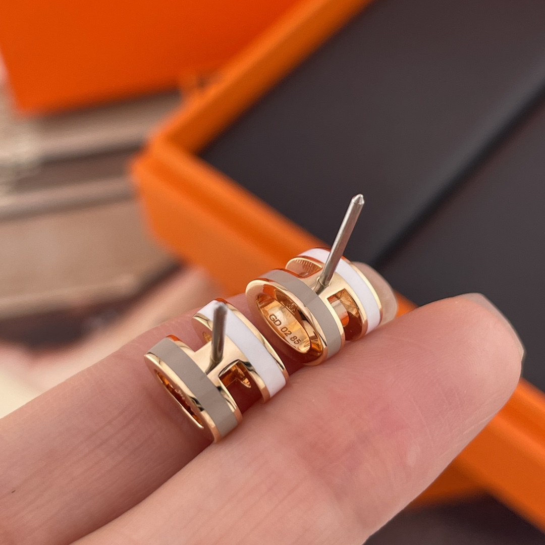에르메스 귀걸이 130896 Hermes Earrings 썸네일 이미지