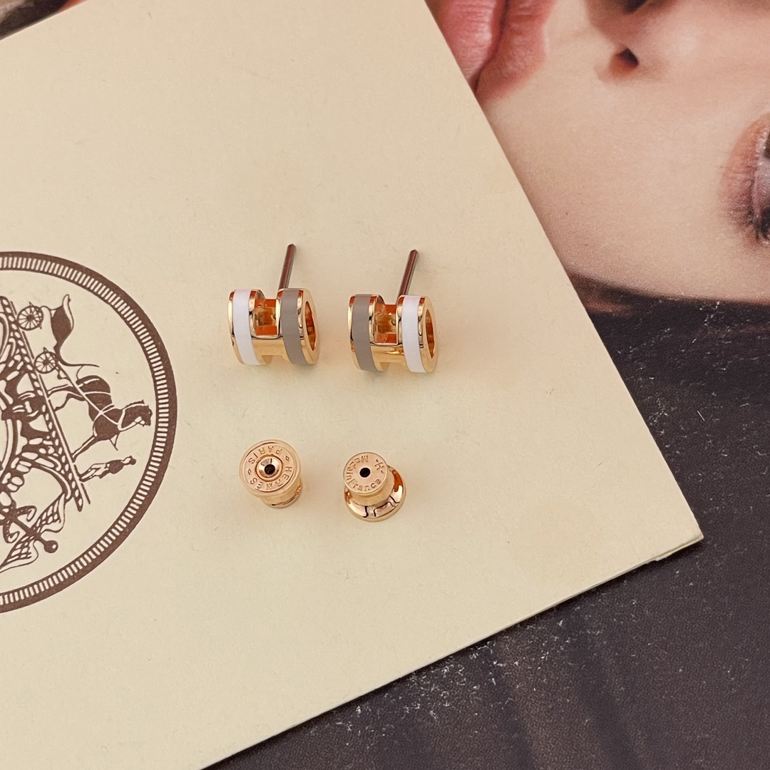 에르메스 귀걸이 130896 Hermes Earrings 썸네일 이미지