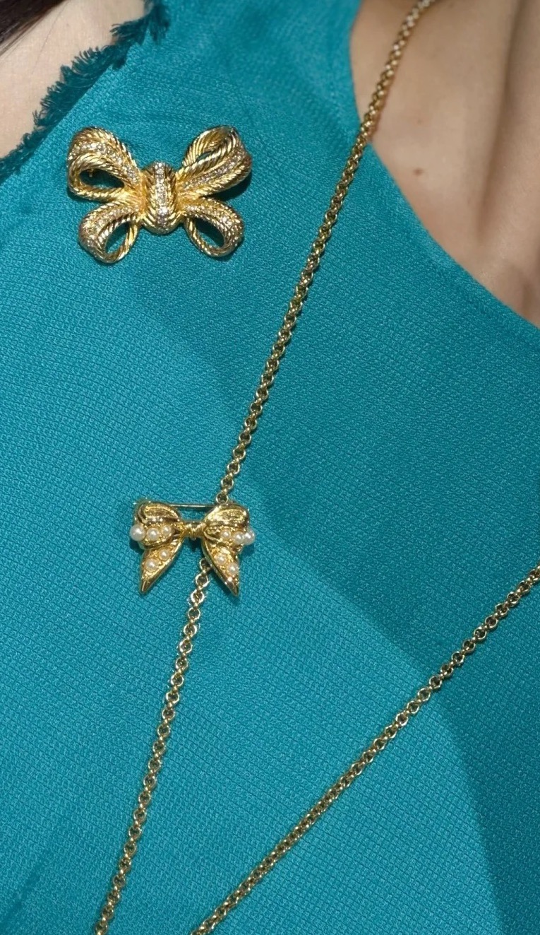 【】 秋冬必不可少的胸针，让每一件单品都变成大牌🤩