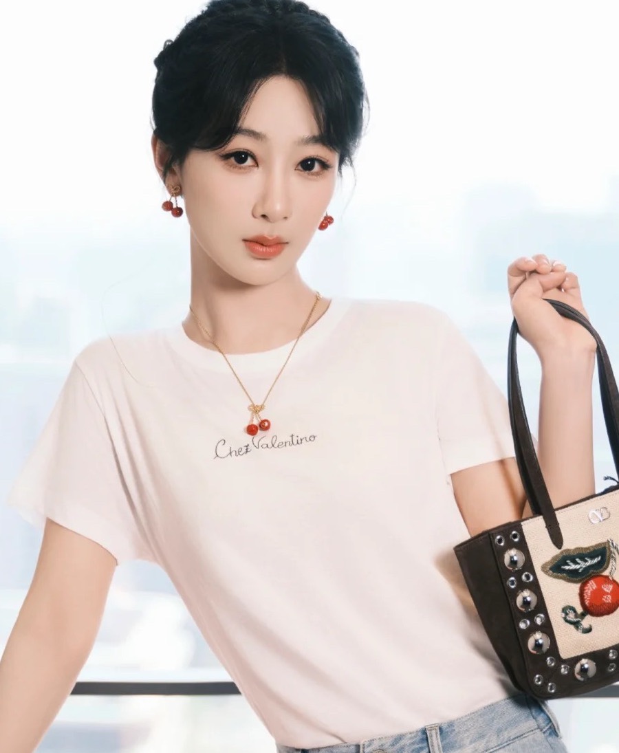 NO:635566,Yang Zi, Park Soo-young, Lin Chi-ling, and other celebrities have the same popular model, Cartier high-end jewelry19860909杨紫,朴秀荣,林志玲,等明星同款巨火爆,,卡迪亚高端饰品,Jewelry