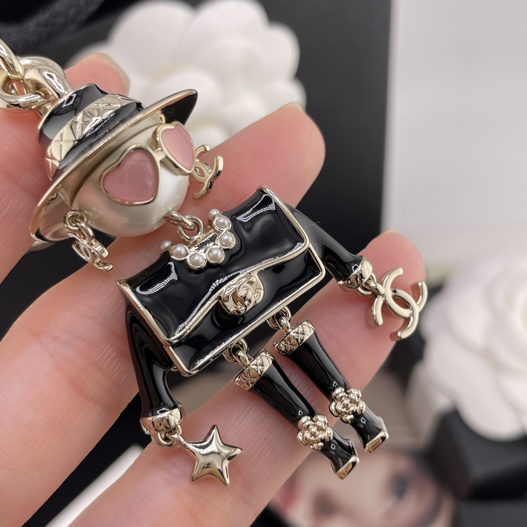 【【香权志龙钥匙扣】巨巨巨。爆款❗️Z 8500！量大咨询客Fu，25B最新款❗️超爆❤️‍。现货。老规